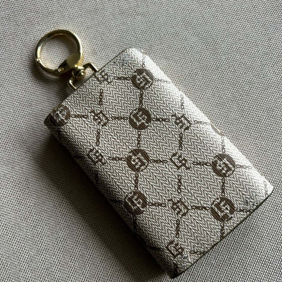 Patterned Vegan Key Case w/ Snap Closure – Key Organizer - Picture 4 of 6